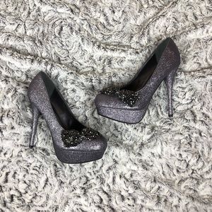 Adorable Glitter Bow Platform Heels